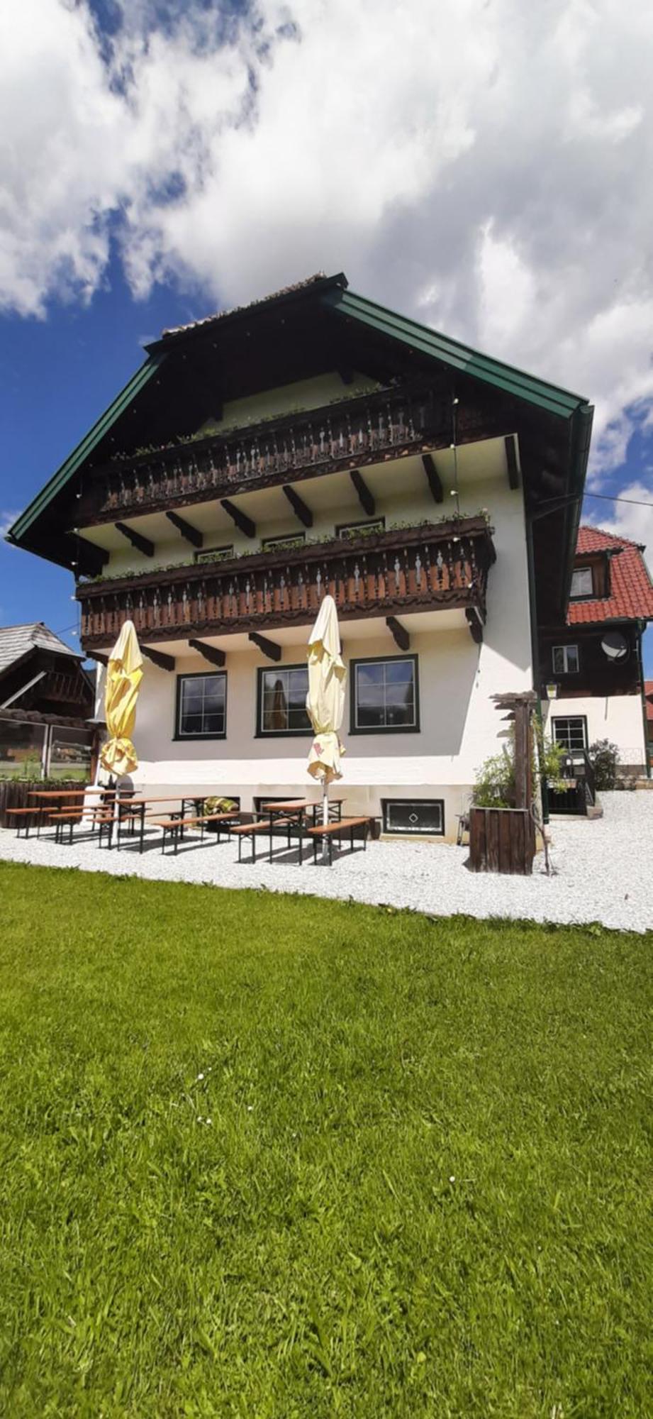 Fruhstuckspension Bischof I D Wiesen Sankt Peter am Kammersberg エクステリア 写真